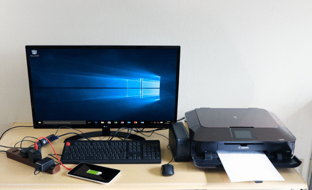 ジャストシステムロゴ入USB3.0ハブ付デスクトップシェルフ IPT-STANDPOWERHUB-JUST2
